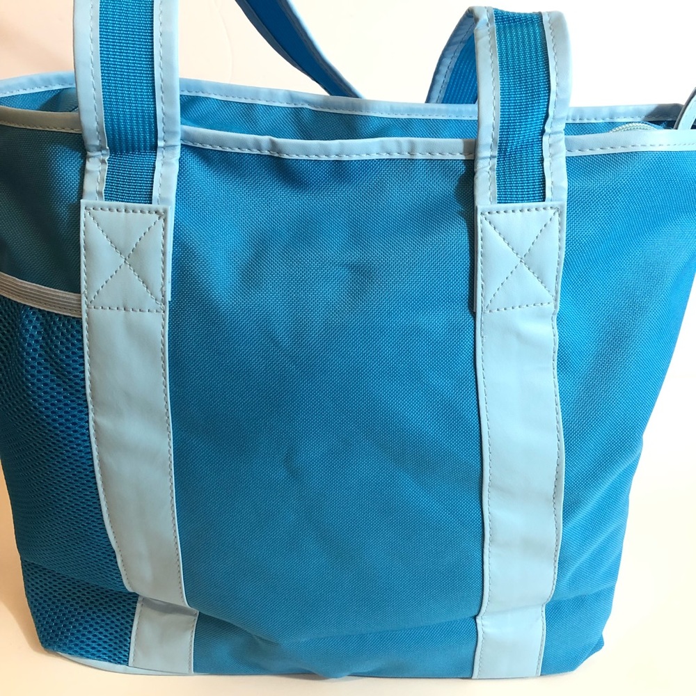 Exclusive Bloomingdale’s Blue Tote Bag NEW